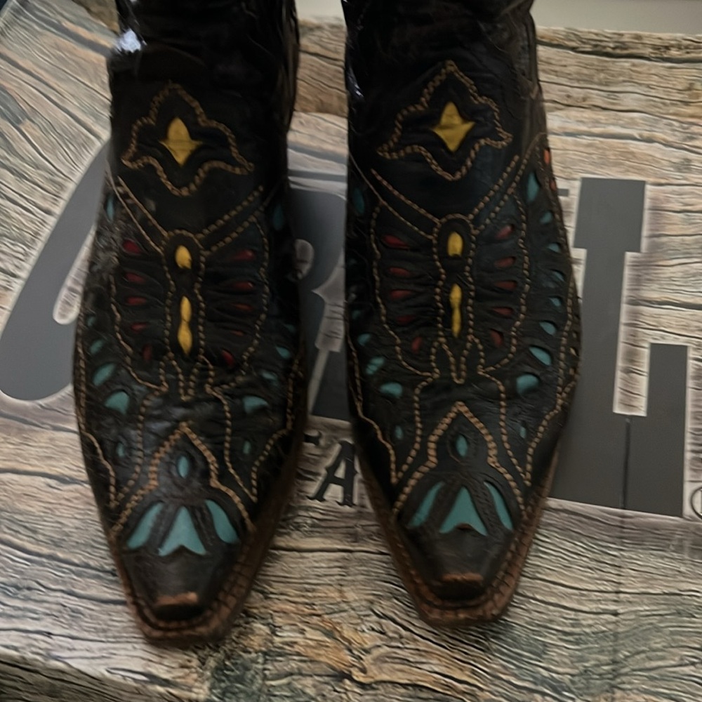 Corral Cowboy Boots. Gently Used